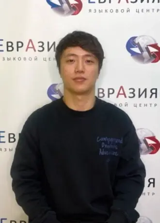 преподаватель корейского языка - Кон Джунгхён